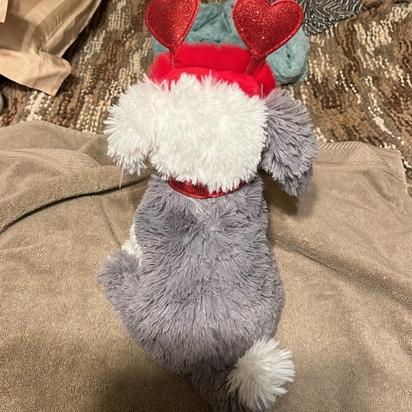 FAO Schwartz Sparklers the Old English Sheepdog with blue eyes and headband - Picture 3 of 6